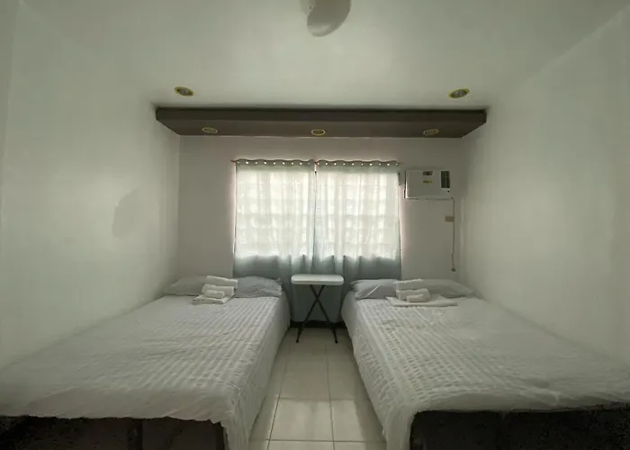 Bulova Entire House Apartamento Manila