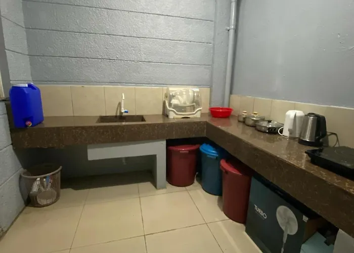 Bulova Entire House Apartamento Manila